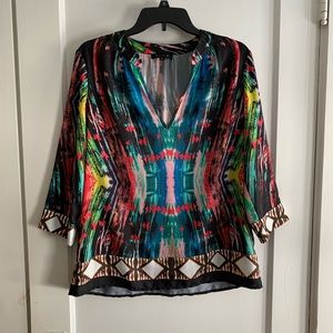 🌸 Super fun! Deep V-neck!